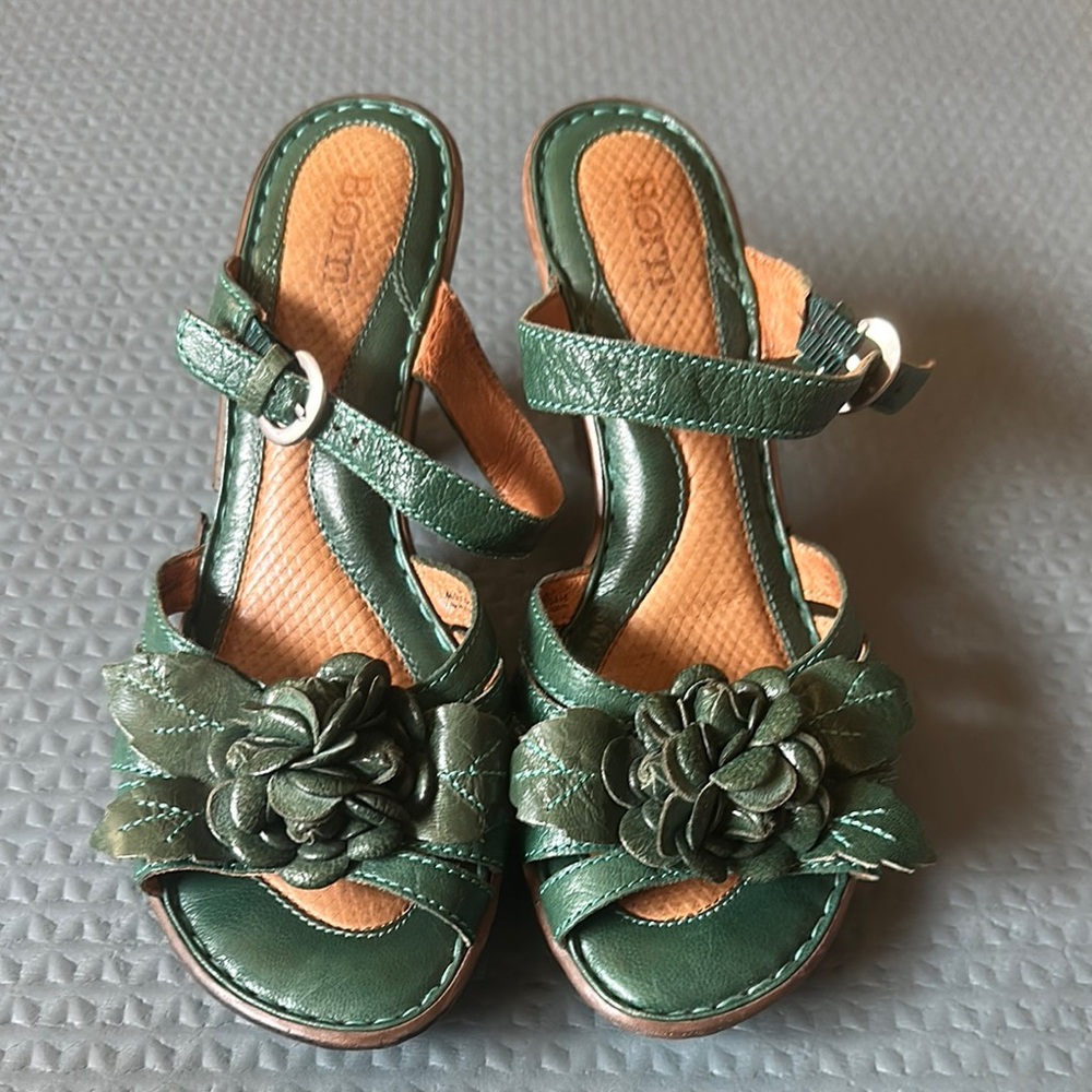 Born Green Floral Sandals